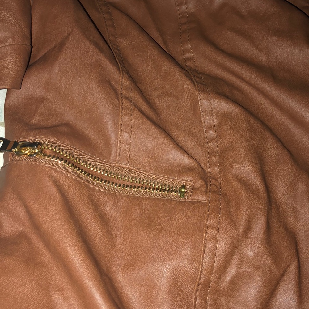 Jacket - Picture 3 of 4